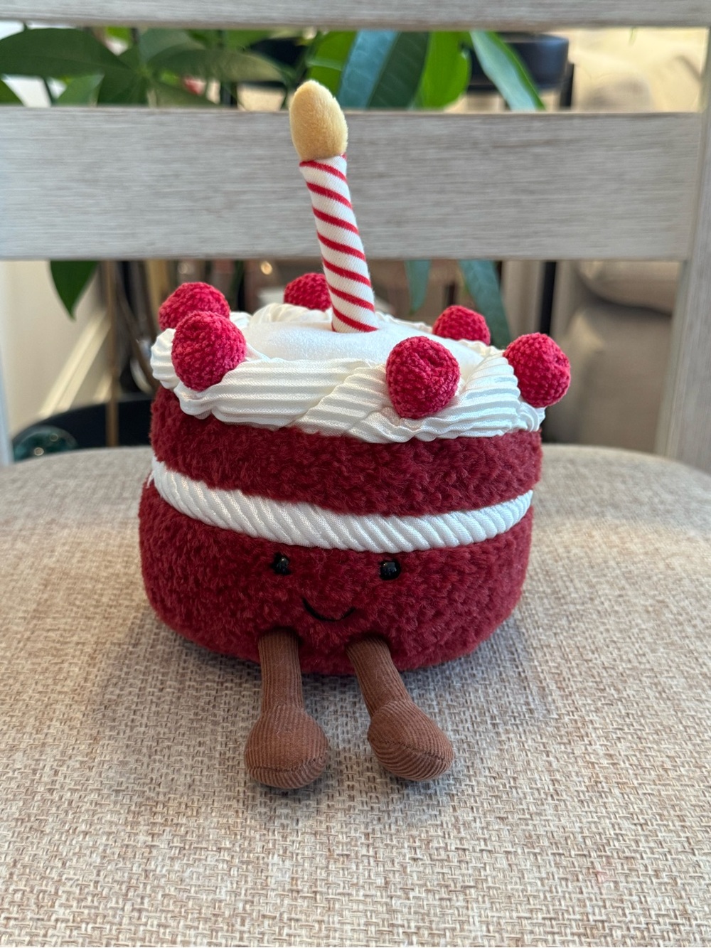 Jellycat Cheri Cake